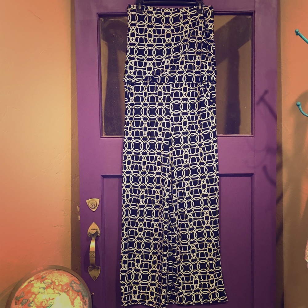 Black & white jumpsuit!!